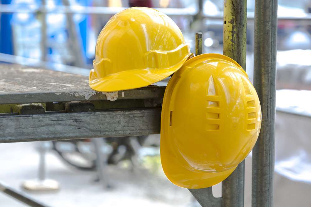 How Healthcare EHS Compliance Tools Simplify Chemical Exposure Monitoring for Safer Workplaces